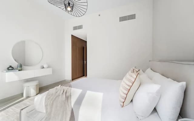 2BR M Room CF7 B Near Jumeirah Beaches - photo 2
