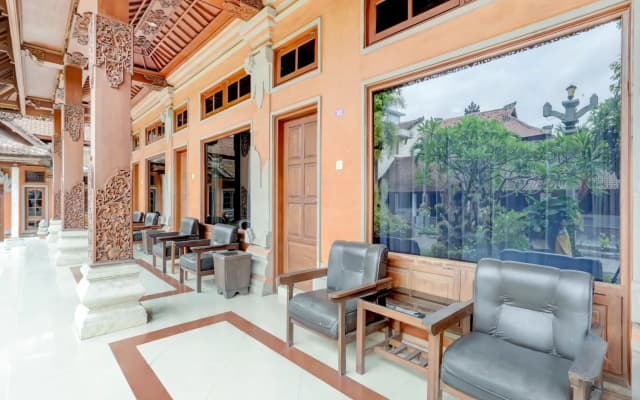 OYO 3261 Hotel Ratu - photo 2
