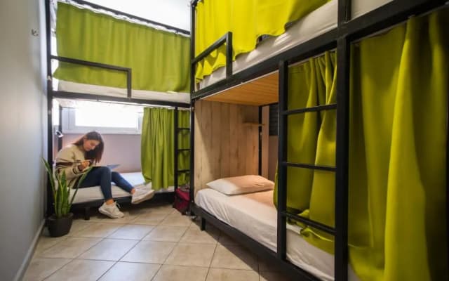 Bedway Athens Hostel - photo 2