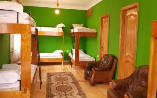Green World Hostel - photo 5