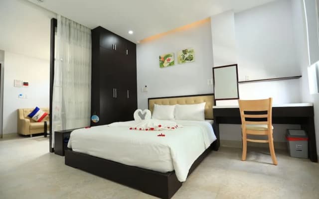 Tourane Beachside Apartment - photo 5