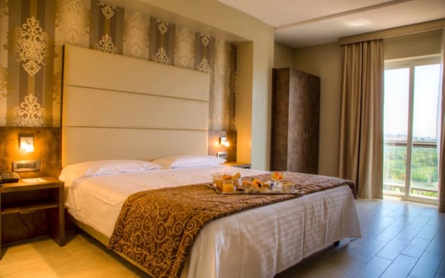 Hotel Pineta Palace - photo 2