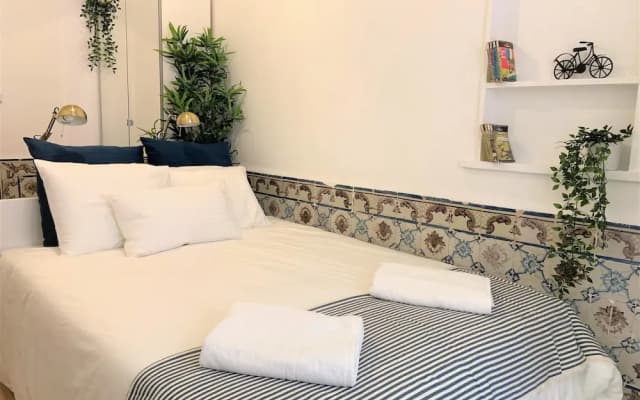 Beautiful flat with balcony & Great location - photo 5