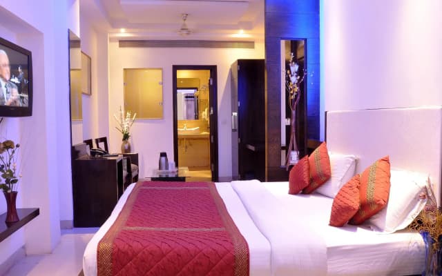 Hotel Singh Empire Dx - photo 3
