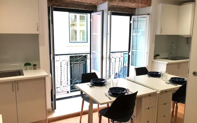 Typical Studio in Lisbon Center - photo 3