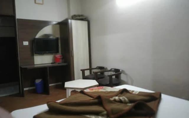 Hotel Yatri International G.H - photo 3