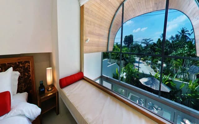 The State House by Beach Republic - photo 4