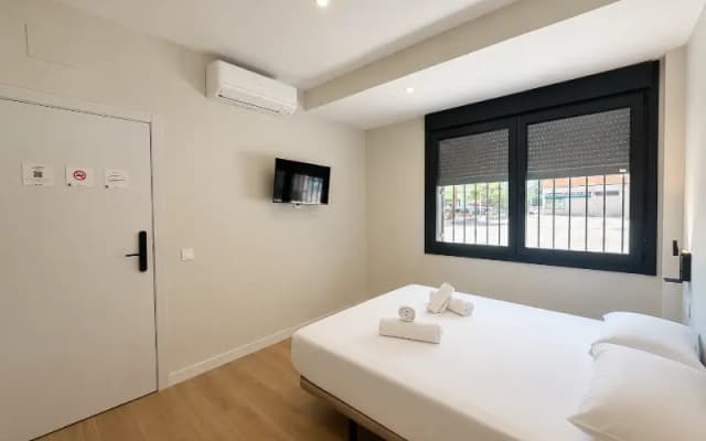 Hostal Ramon y Cajal - photo 5