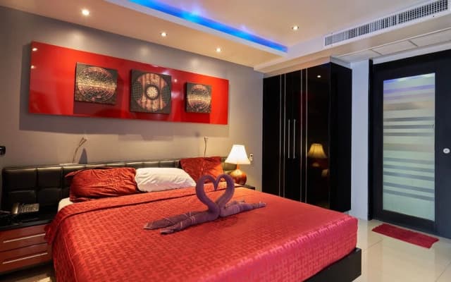 Condo In The Heart Of Patong Wlk St ABS1 - photo 4