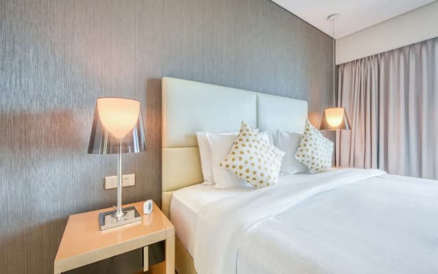 Maison Privee - Cool Dubai Apt next Burj Khalifa & Design District - photo 5