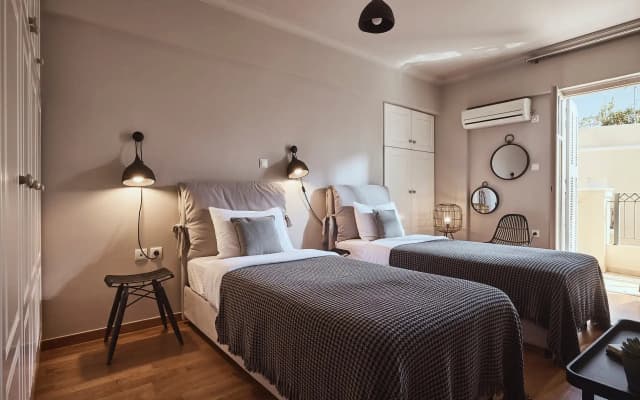 Plaka's Villa with Breathtaking Acropolis View - photo 5