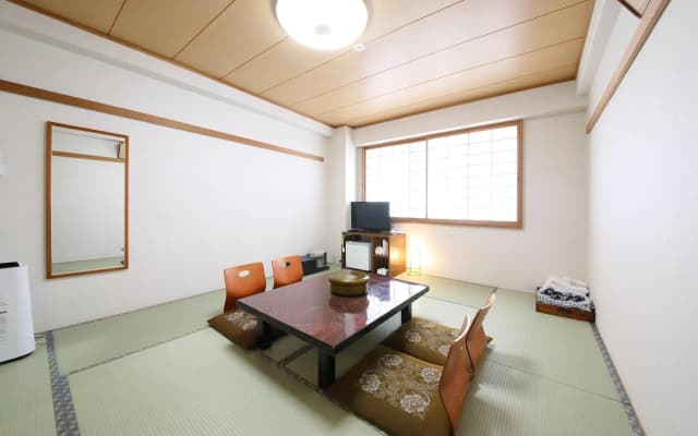Hanazono Kaikan - photo 5