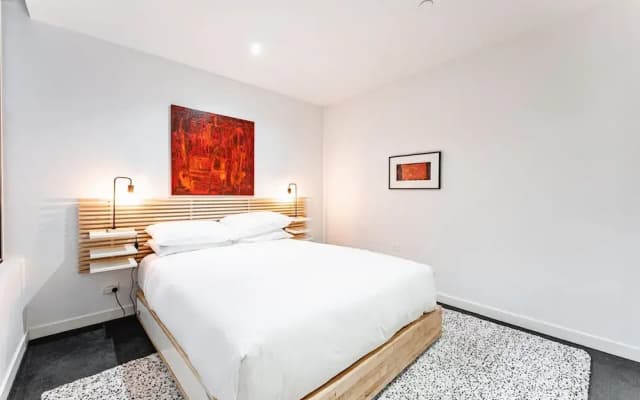 Nott's Nook- 1-bed With Rooftop Views - photo 2