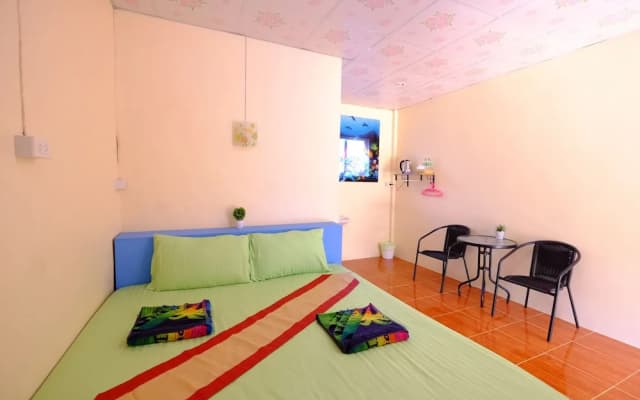 Blue House Bungalow - photo 2