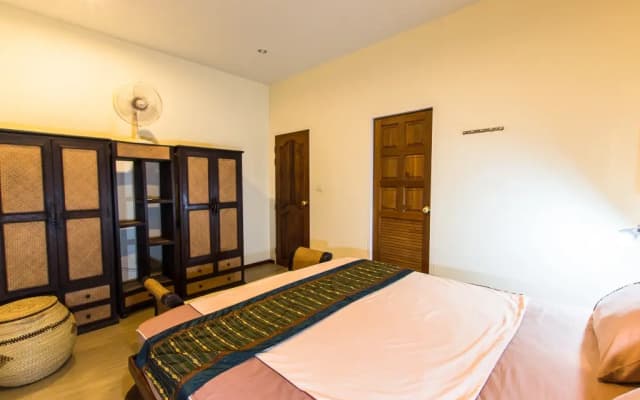 Chaba Pool Villa in Nai Harn - photo 4