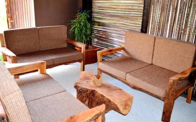 Horsburgh Island Guest House - photo 3