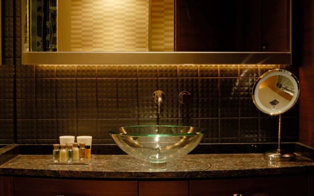 Hotel The Glanz - photo 5