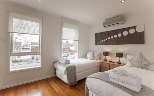 Boutique Stays - Melrose Terrace, North Melbourne - photo 2