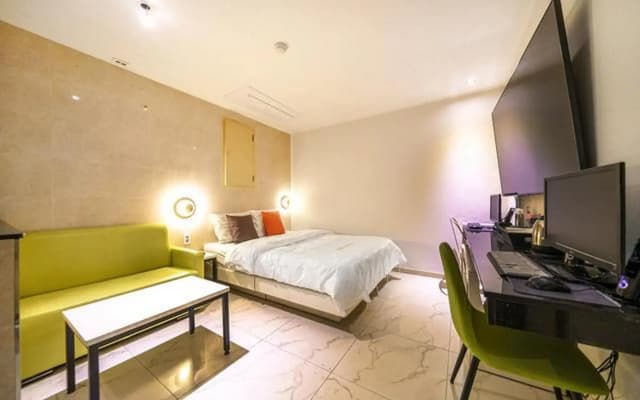 Palace Motel - photo 2
