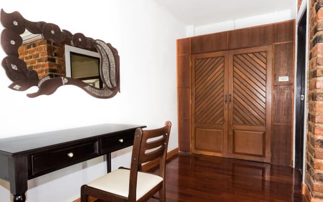 Raks Thai Resort - photo 2