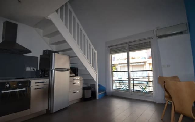 Modern duplex apartment 4 persons near train station Acropolis in Nice - photo 2