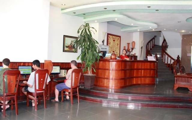 La Suisse Hotel - photo 2
