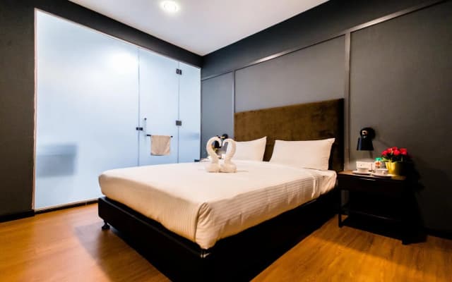 Jenjarom Boutique Hotel - photo 5
