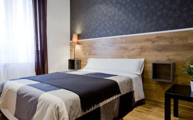 Hostal Noviciado - photo 2