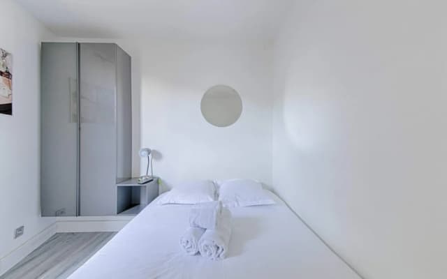 Nice 2 Room Apartment With Terrace - Vieux Nice - photo 4