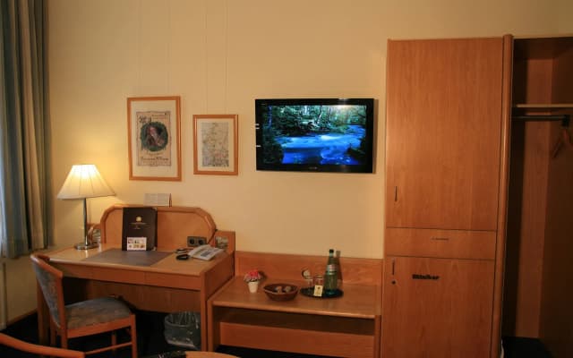 Hotel Kastanienhof Berlin - photo 4