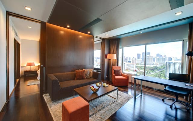 Pathumwan Princess Hotel - photo 2