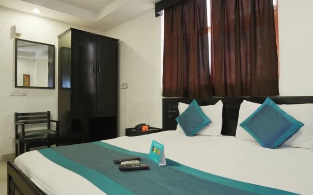 Hotel Twin Tree Naraina - photo 4