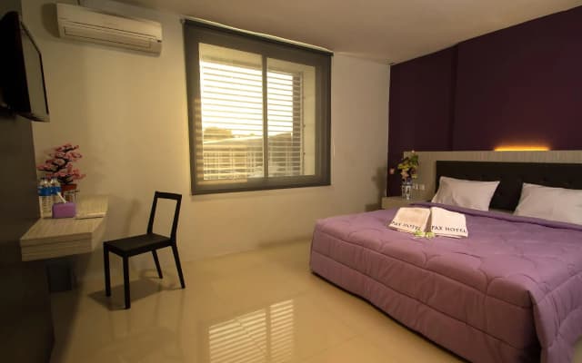 Pax Hotel Matraman - photo 2