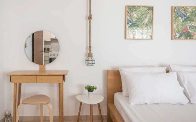 Athenian home - photo 4