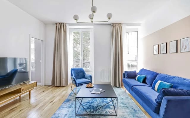 Appt Design and Modern Near Bastille - photo 3
