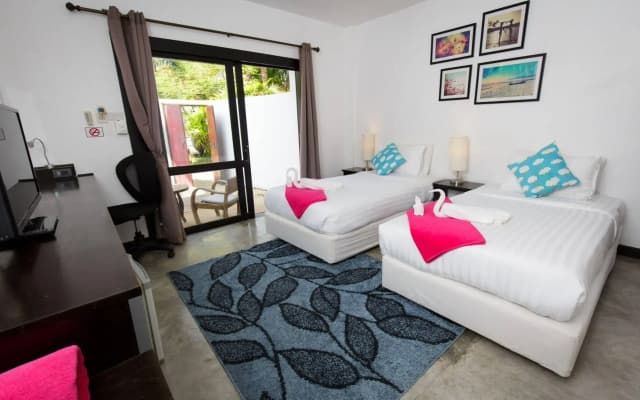Elysia Boutique Resort - photo 2