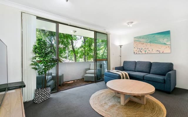 Bondi Bliss Lamrock - photo 5