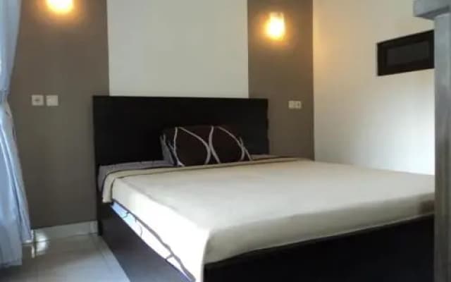 De Dukuh Guest House - photo 3