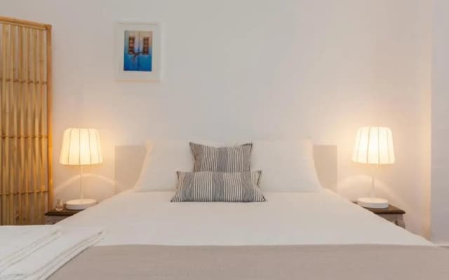 Typical Light Filled Graça Apartment, By TimeCooler - photo 3