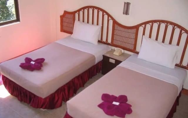 Nora Bukit Hotel - photo 4
