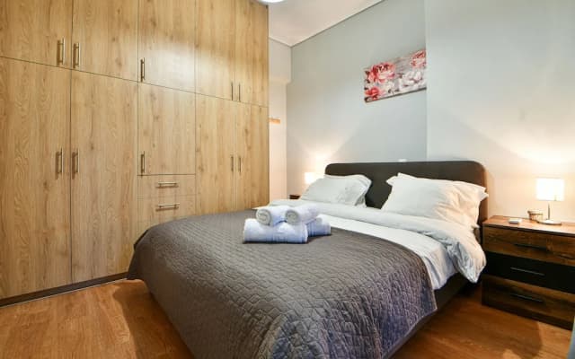 Serene n modern renovated flat - photo 2