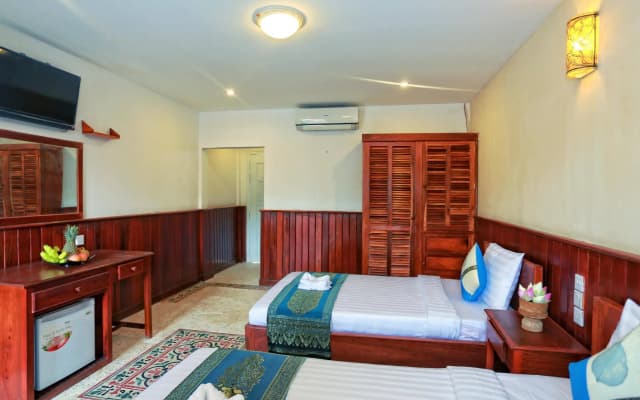 Damnak Kunthea Villa - photo 2