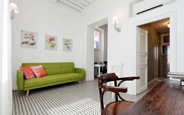 Garibaldi 3 - WR Apartments - photo 5