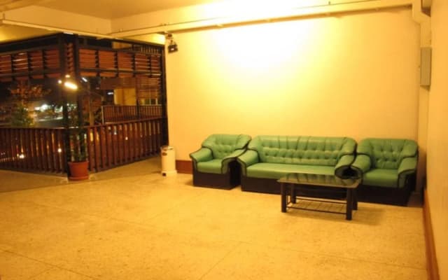 Miami Hotel (SHA Extra Plus) - photo 2