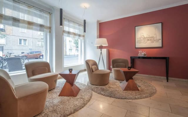 ADELANTE Boutique Hotel - photo 2