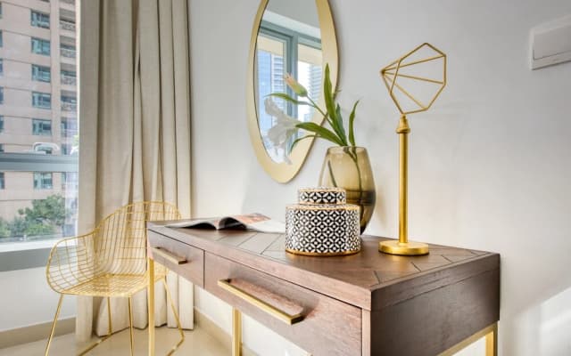 Maison Privee - Radiant Urban Retreat with Iconic Burj Khalifa Vws - photo 4
