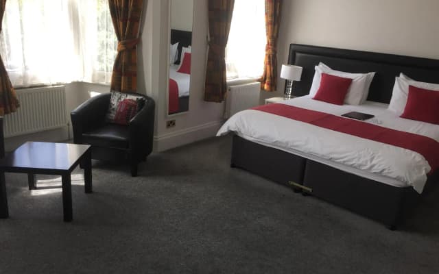 Croham Park Bed & Breakfast - photo 2