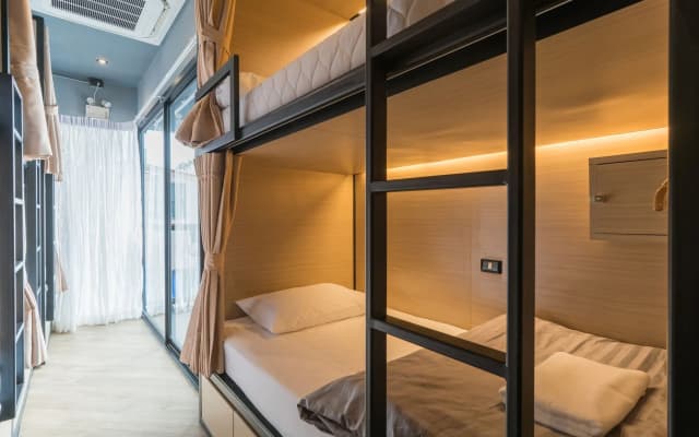 Sleep Box Patong - Hostel - photo 3