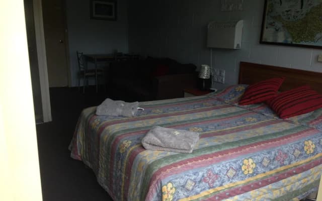 Copper Lantern Motel - photo 2
