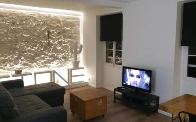 Nicolago a mix of vintage and modern - photo 3